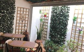 Merry'S House